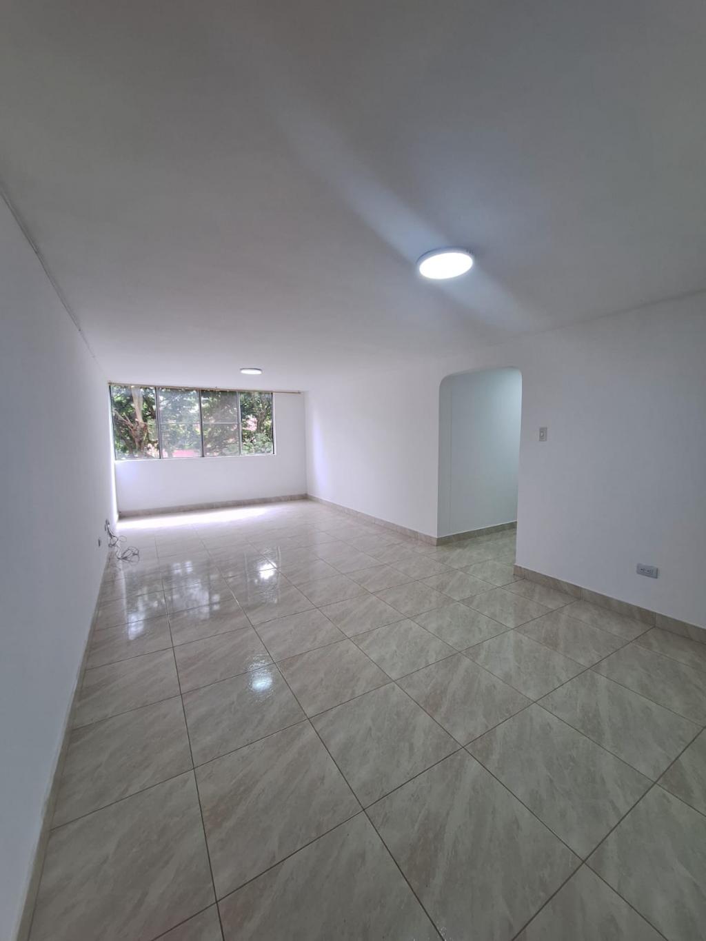 Apartamento En Arriendo - Urbanización Tequendama, Cali