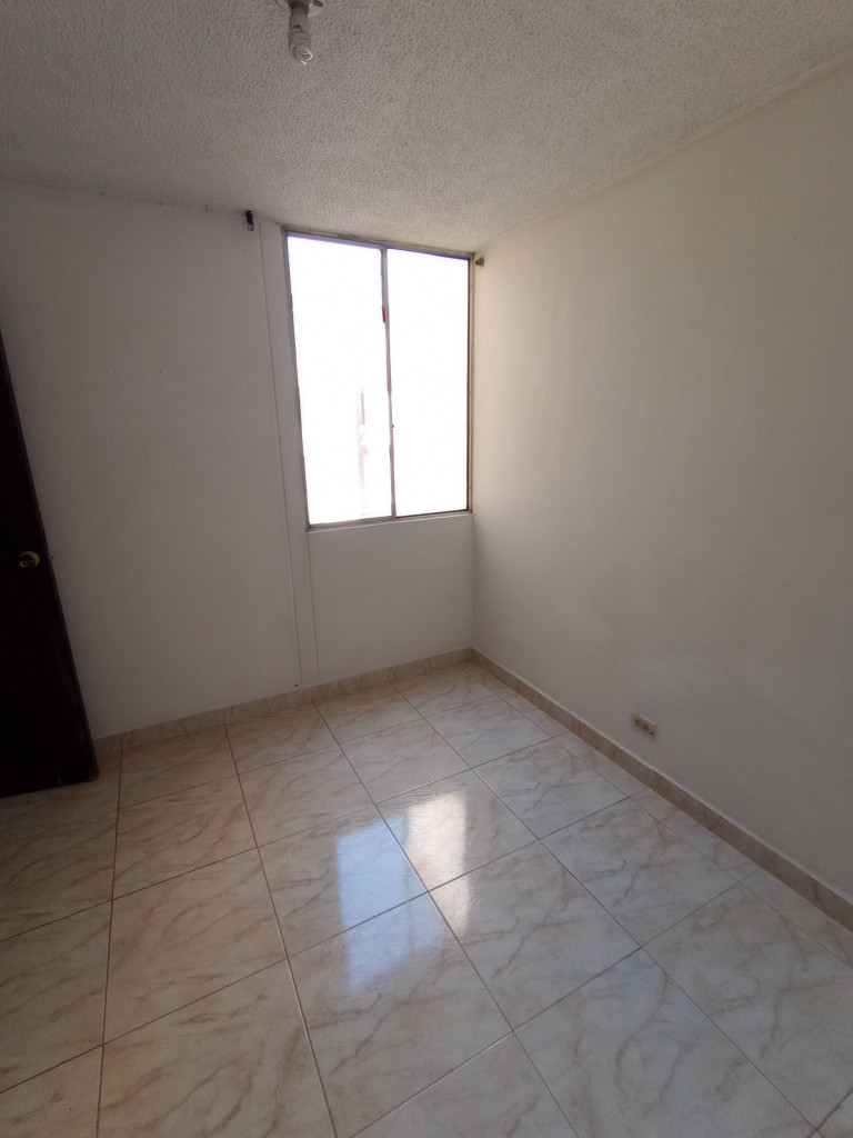 Apartamento En Arriendo - Brisas De Los Alamos, Cali