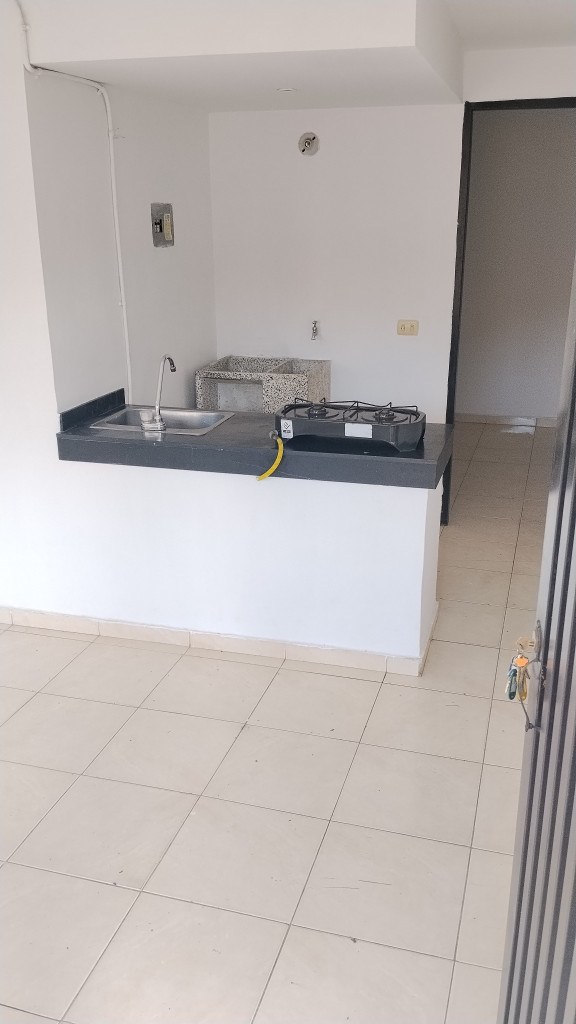 Apartaestudio En Arriendo - Guayaquil, Cali