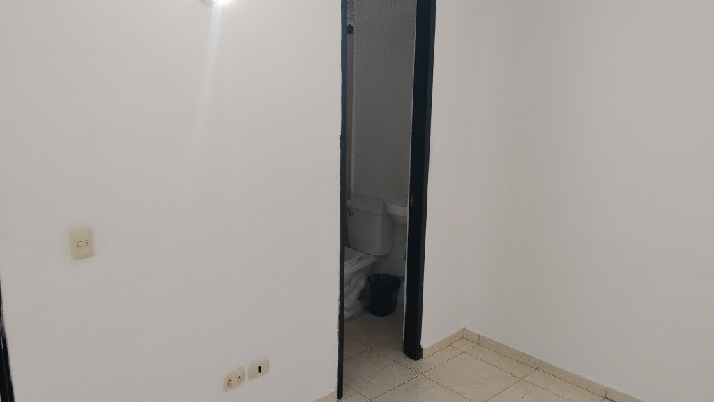 Apartaestudio En Arriendo - Guayaquil, Cali