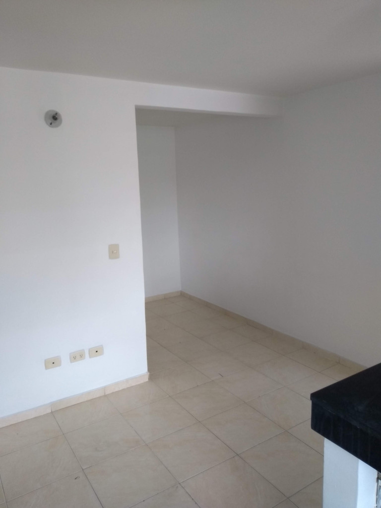 Apartaestudio En Arriendo - Guayaquil, Cali