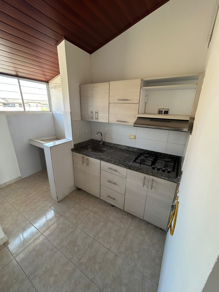 Apartamento En Arriendo - Alcazares, Cali