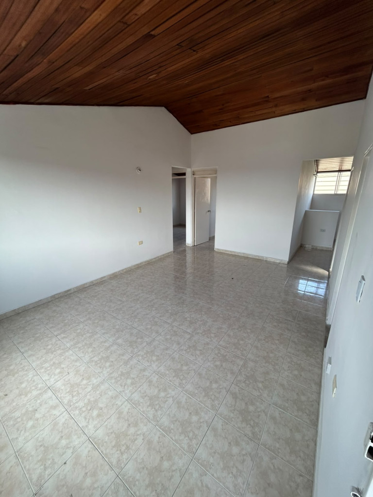Apartamento En Arriendo - Alcazares, Cali