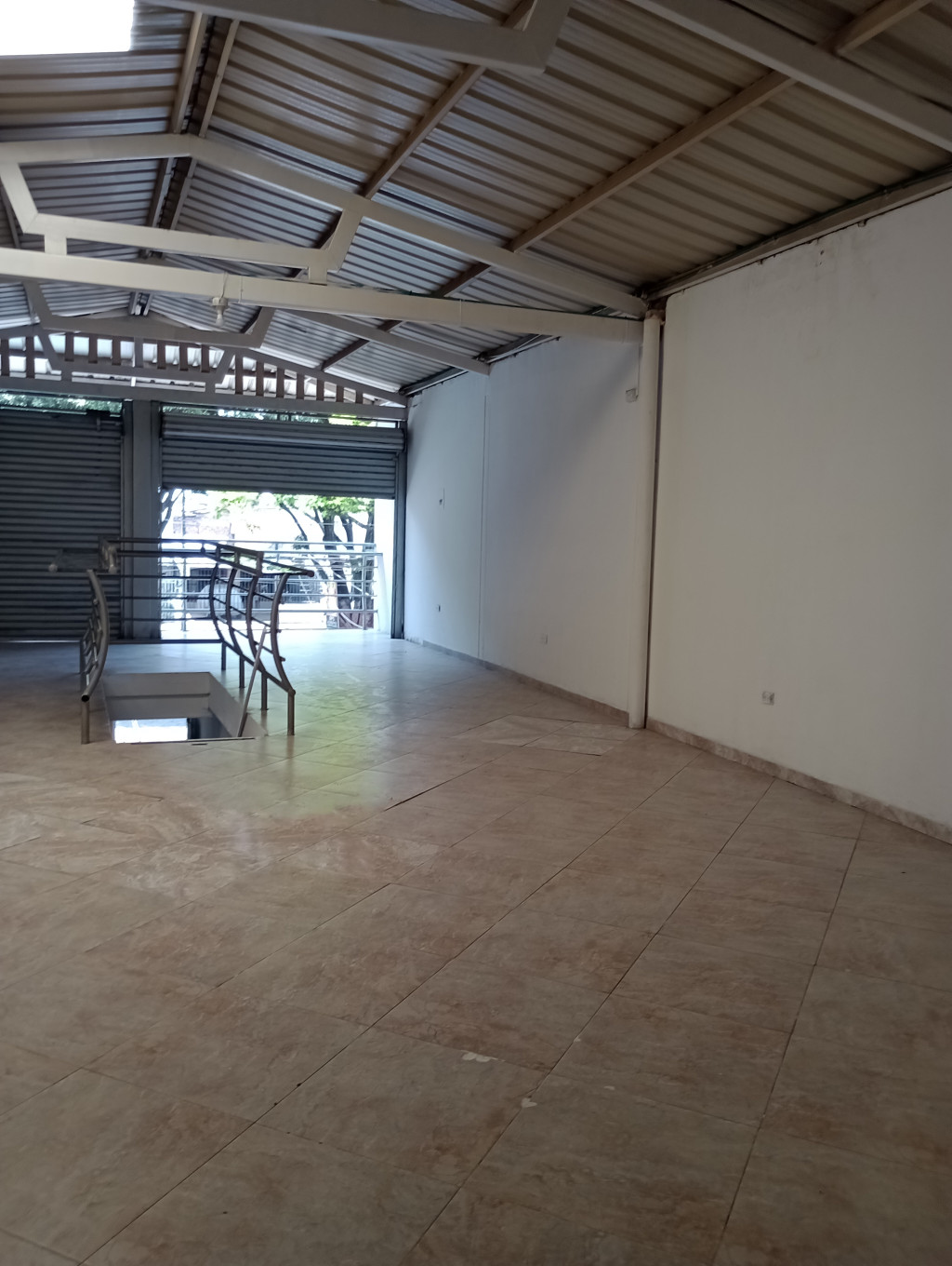 Local En Arriendo - El Jardín, Cali