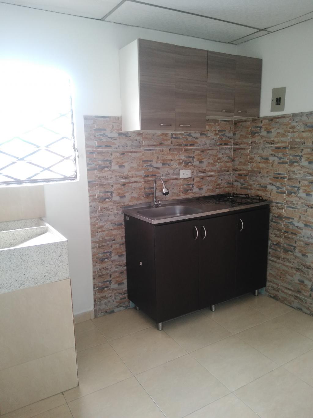Apartaestudio En Arriendo - La Esmeralda, Cali