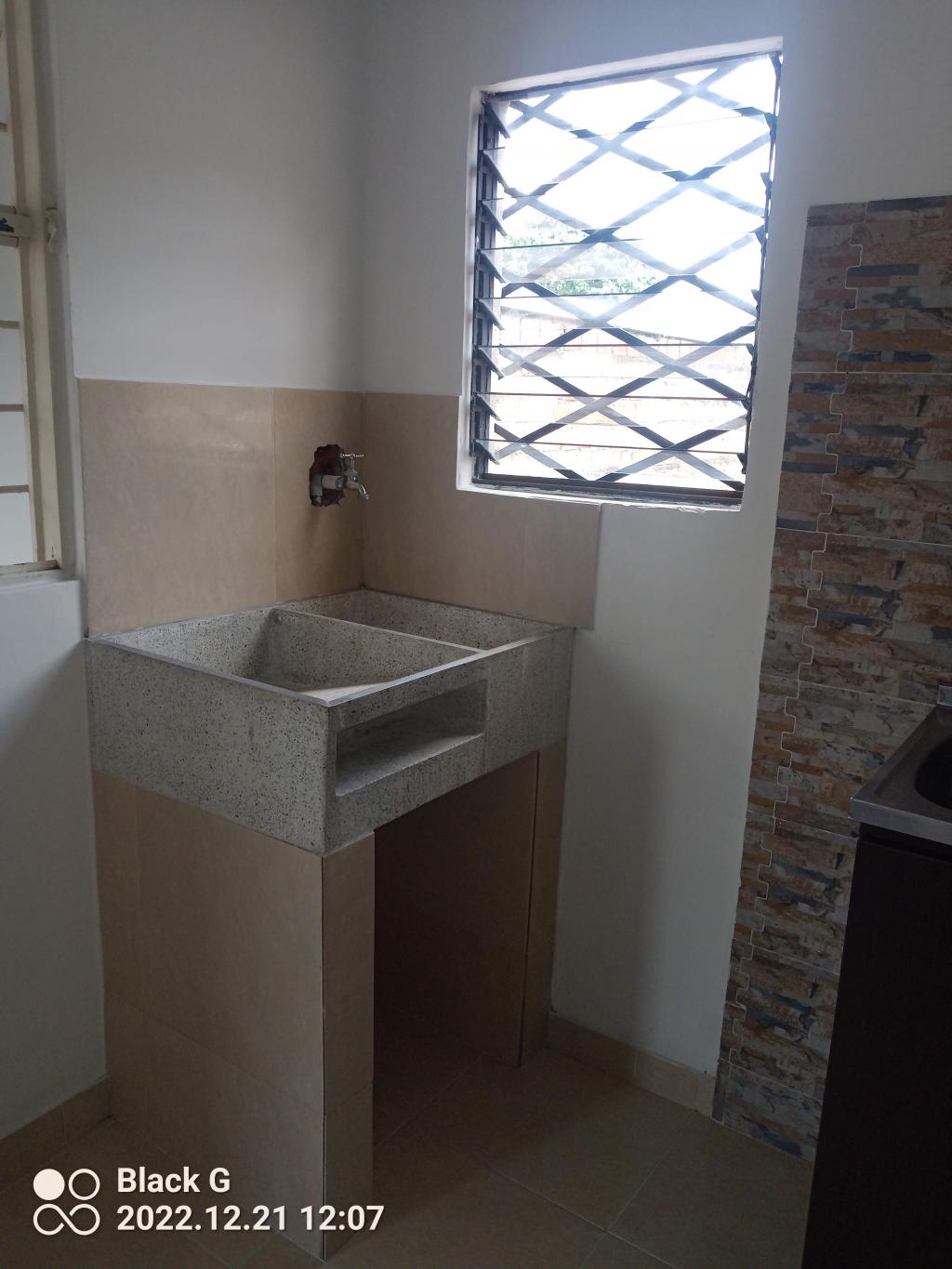 Apartaestudio En Arriendo - La Esmeralda, Cali