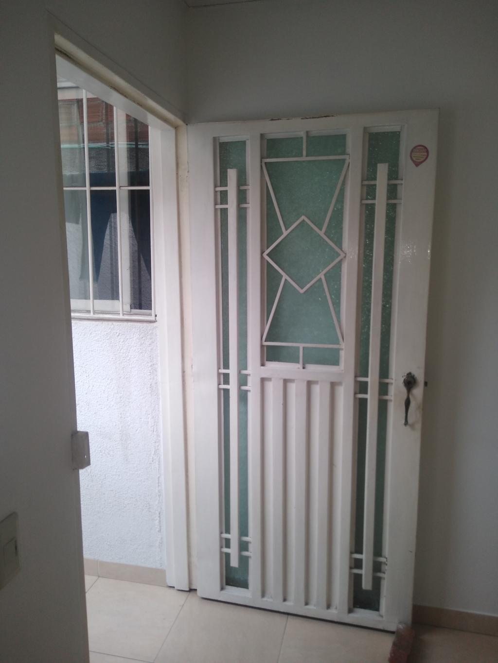 Apartaestudio En Arriendo - La Esmeralda, Cali