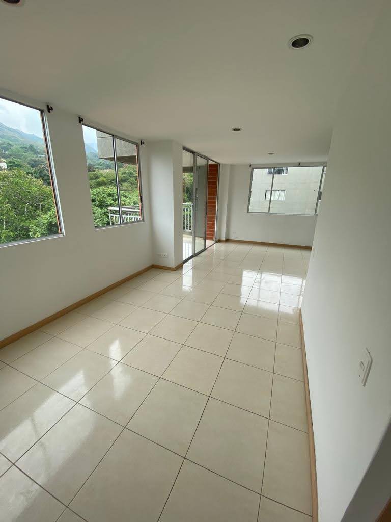 Apartamento En Arriendo - Aguacatal, Cali