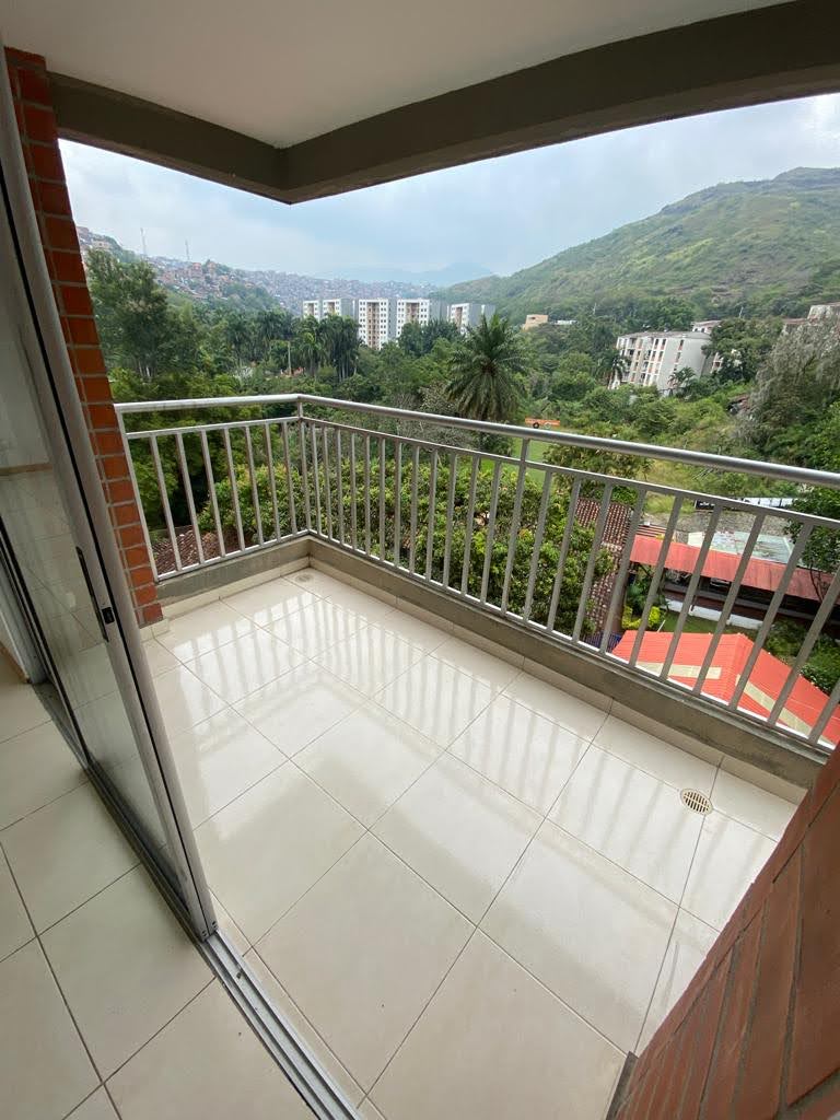 Apartamento En Arriendo - Aguacatal, Cali