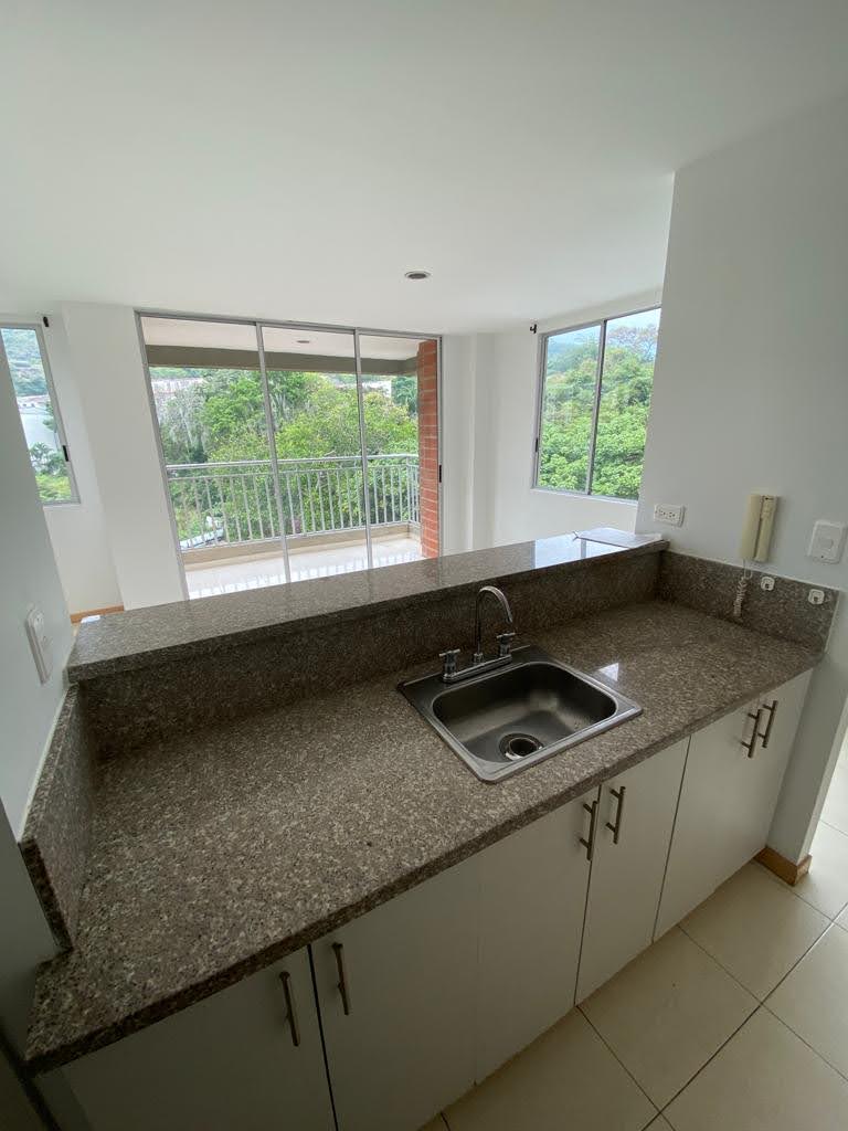 Apartamento En Arriendo - Aguacatal, Cali