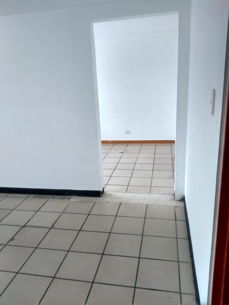 Oficina En Arriendo - Urbanización Tequendama, Cali