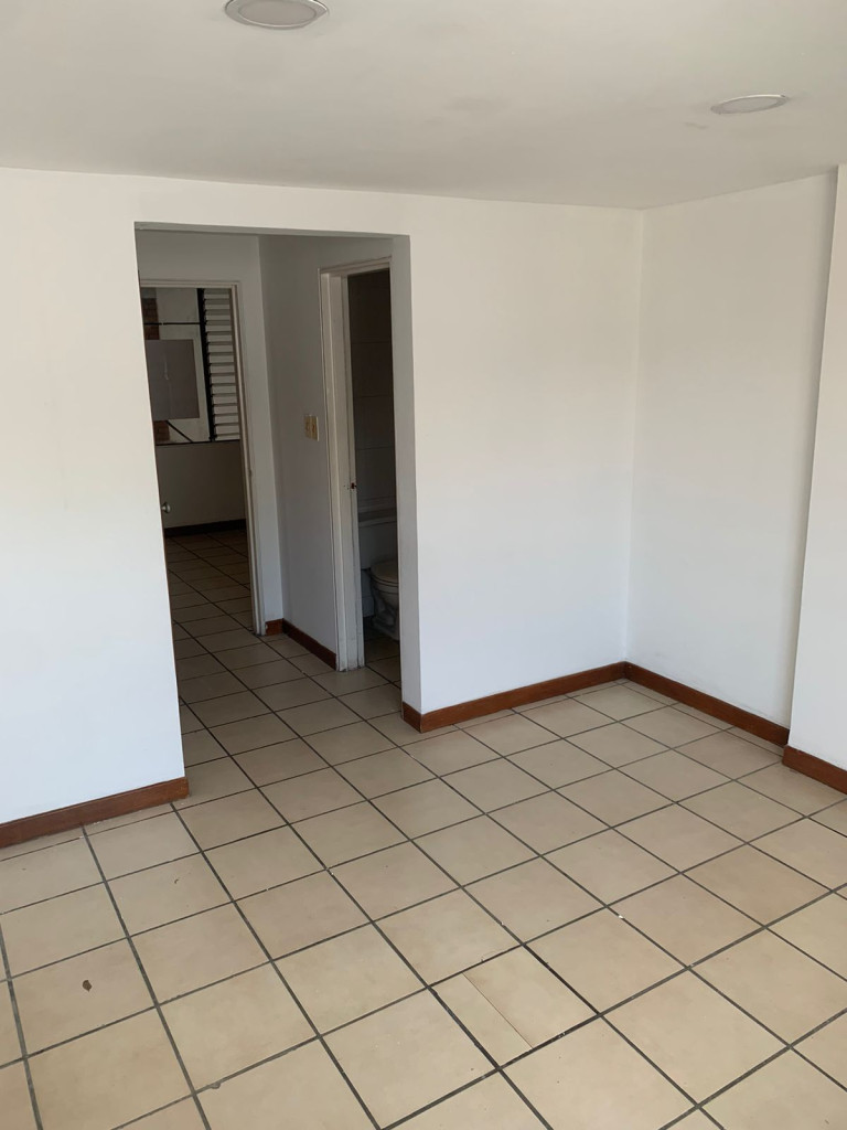 Consultorio En Arriendo - Urbanización Tequendama, Cali