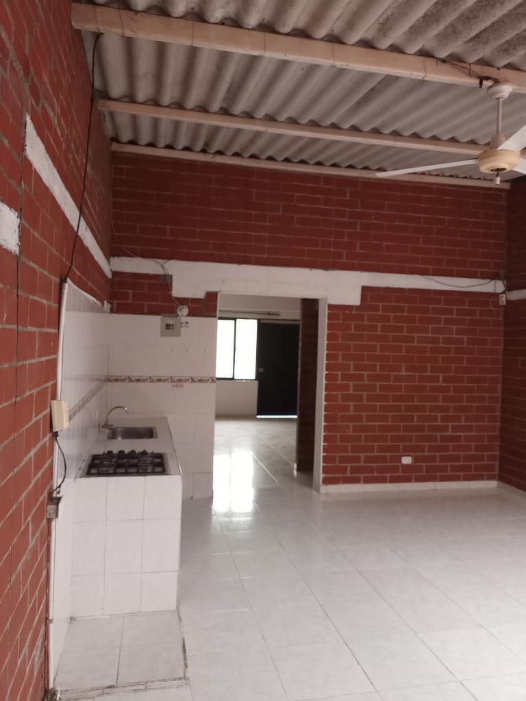 Casa En Arriendo - Parque Residencial El Bosque, Cali