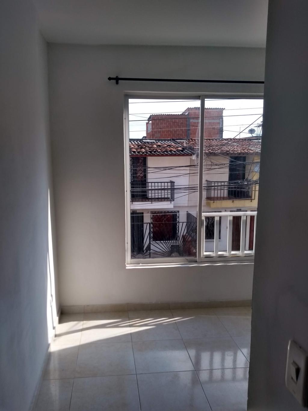 Apartamento En Arriendo - Brisas De Los Alamos, Cali