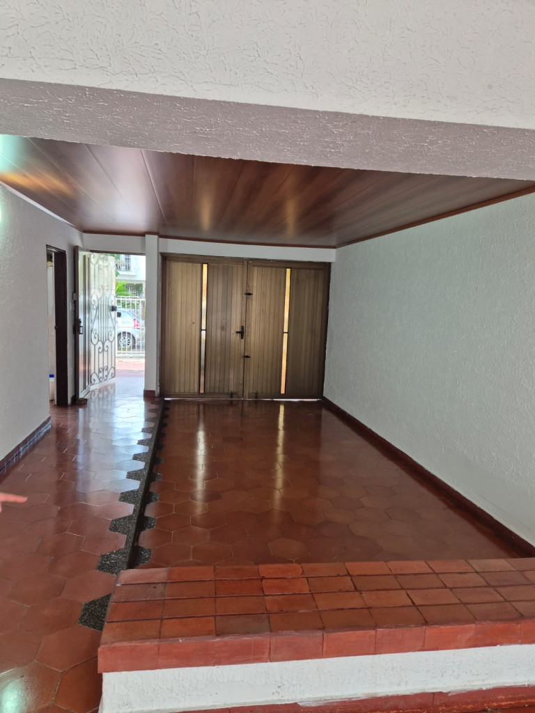 Casa En Arriendo - El Lido, Cali