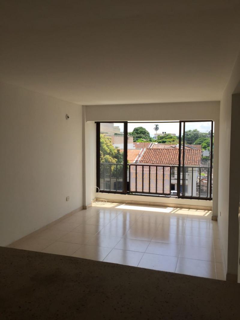 Apartamento En Arriendo - El Refugio, Cali