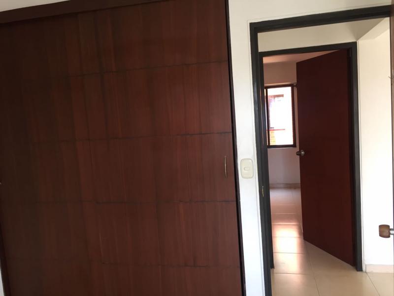 Apartamento En Arriendo - El Refugio, Cali