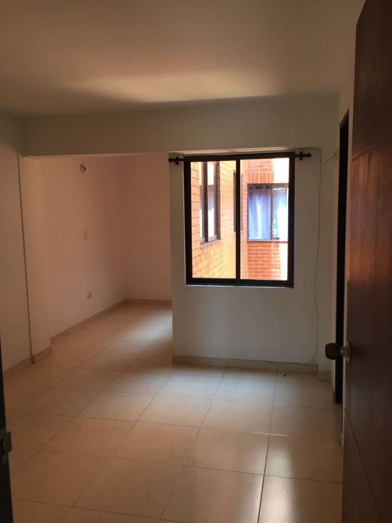 Apartamento En Arriendo - El Refugio, Cali