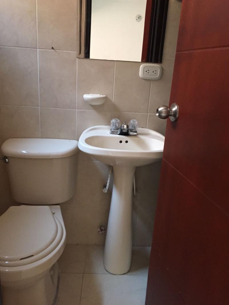 Apartamento En Arriendo - El Refugio, Cali