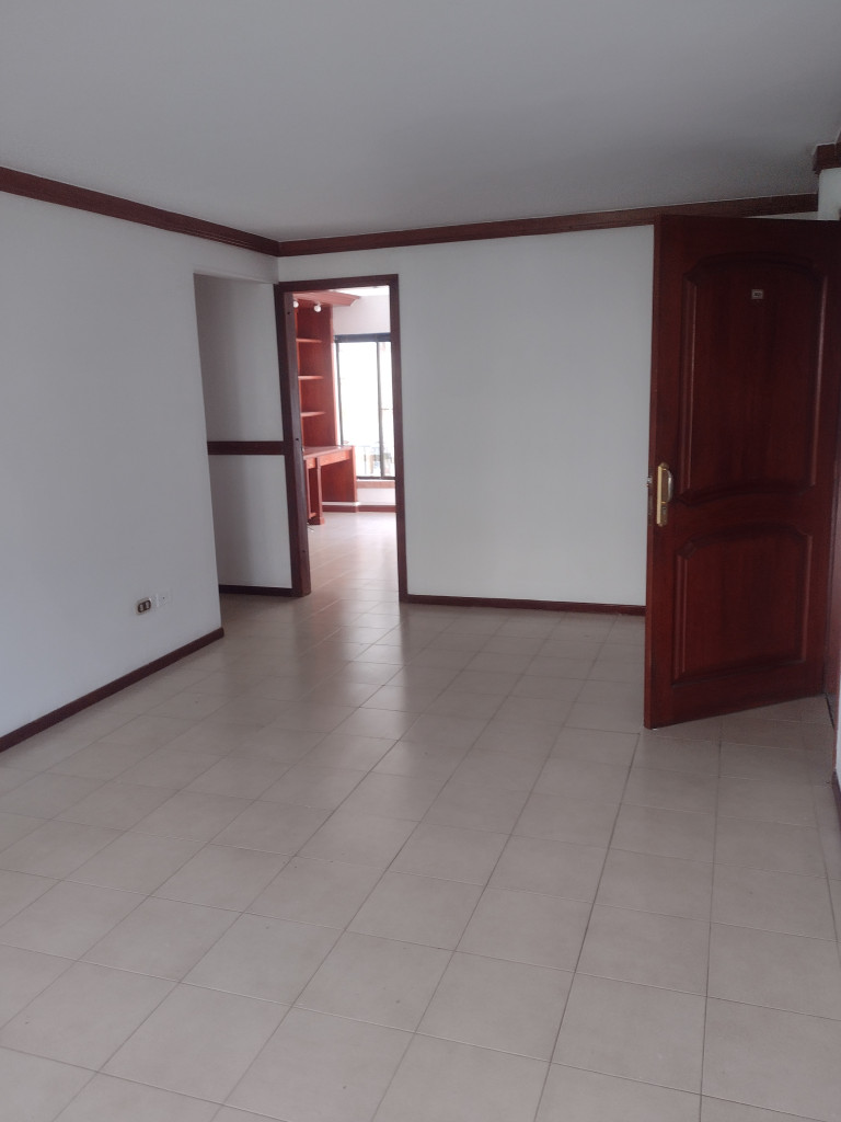 Apartamento En Arriendo - El Ingenio, Cali