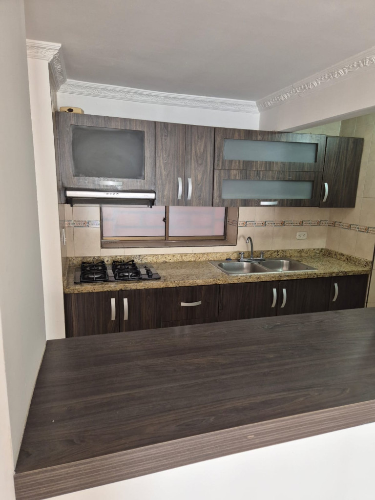 Apartamento En Venta - El Refugio, Cali