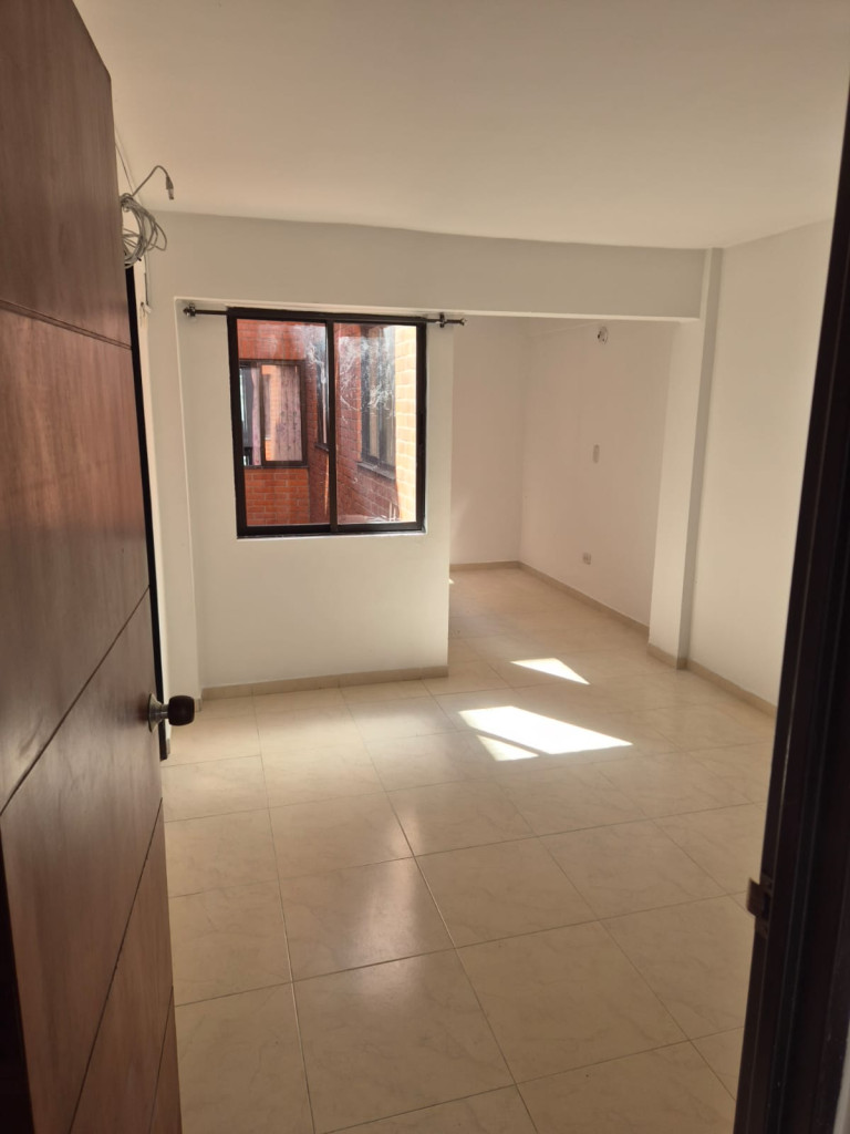 Apartamento En Venta - El Refugio, Cali