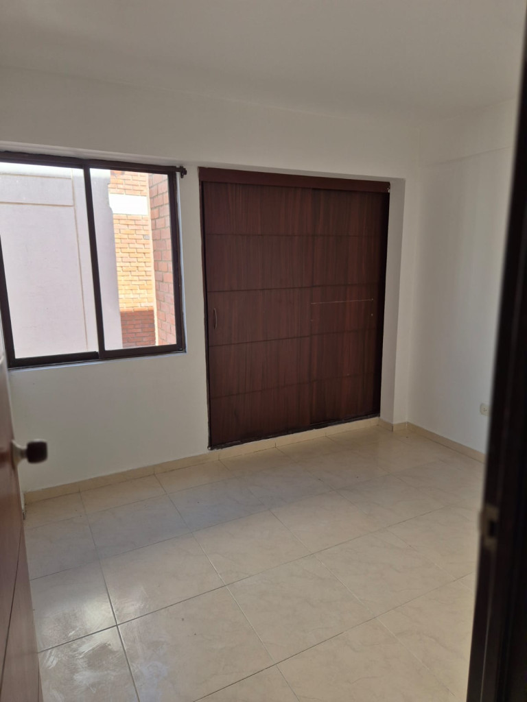 Apartamento En Venta - El Refugio, Cali