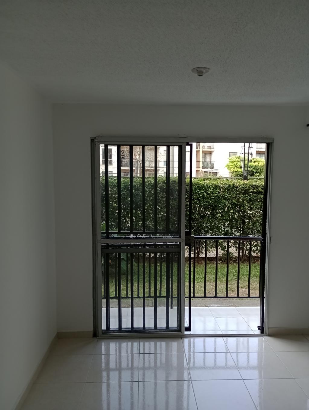 Apartamento En Arriendo - Brisas De Los Alamos, Cali