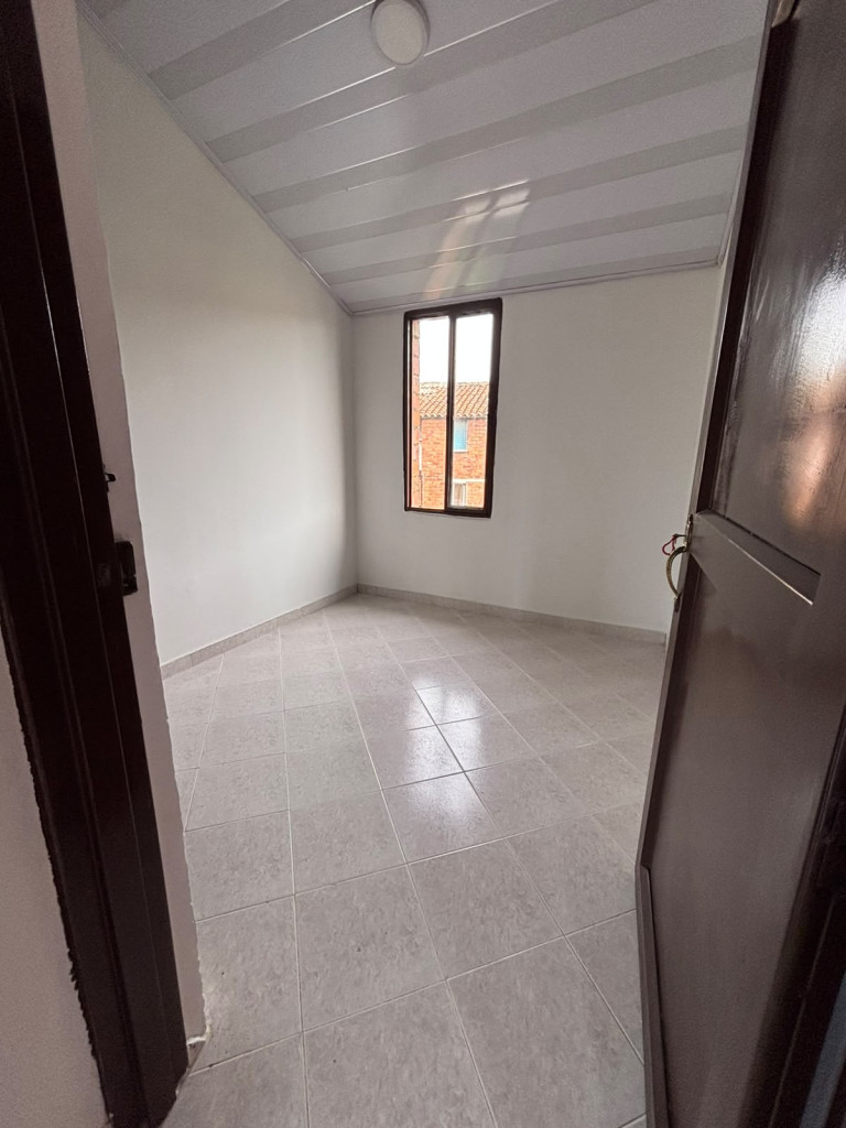 Apartamento En Arriendo - Los Alcázares, Cali