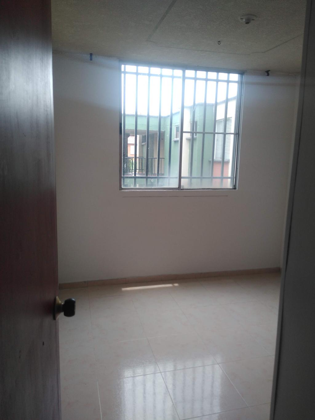 Apartamento En Arriendo - Primero De Mayo, Cali