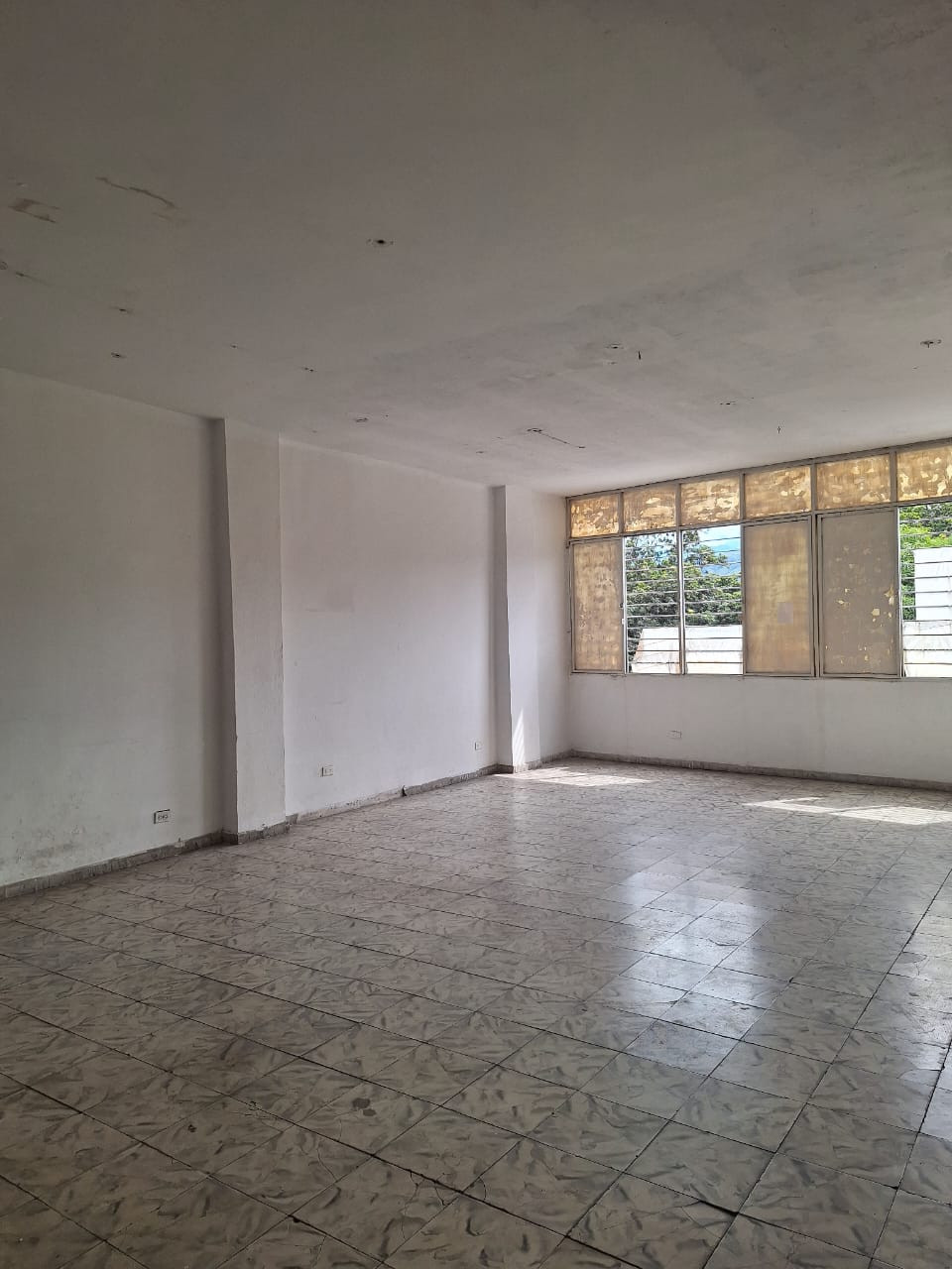 Local En Arriendo - San Bosco, Cali