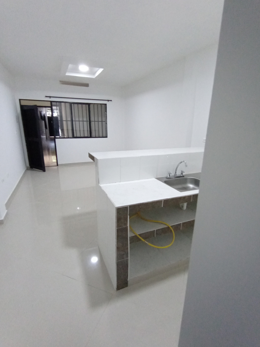 Apartaestudio En Arriendo - La Flora, Cali