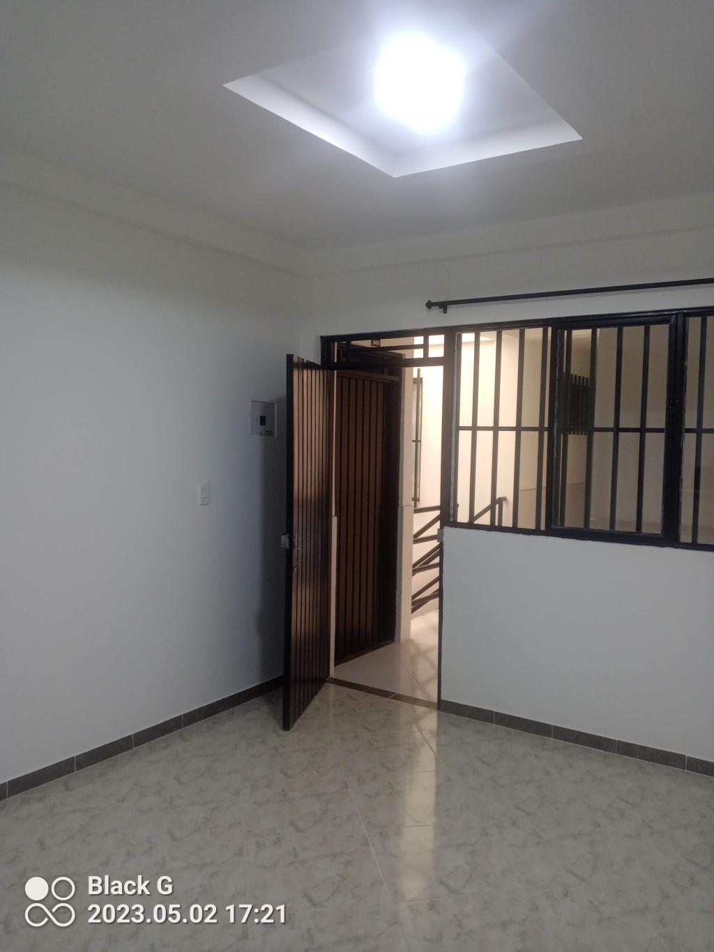 Apartaestudio En Arriendo - Urbanización La Flora, Cali