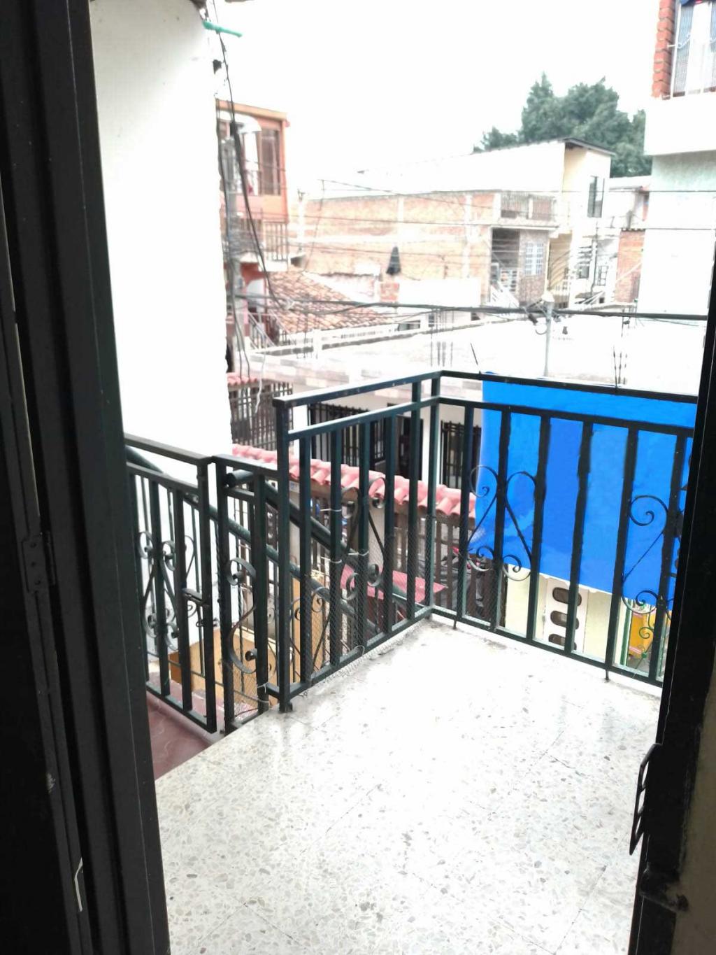 Casa En Venta - La Rivera , Cali