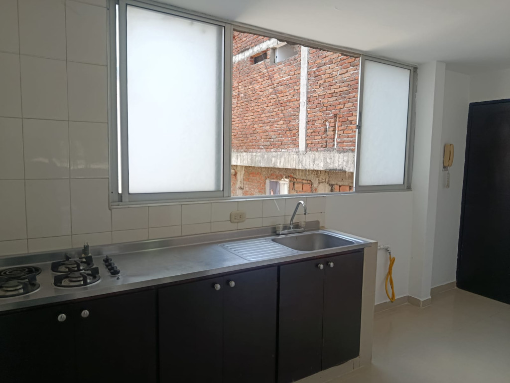 Apartamento En Arriendo - El Bosque, Cali