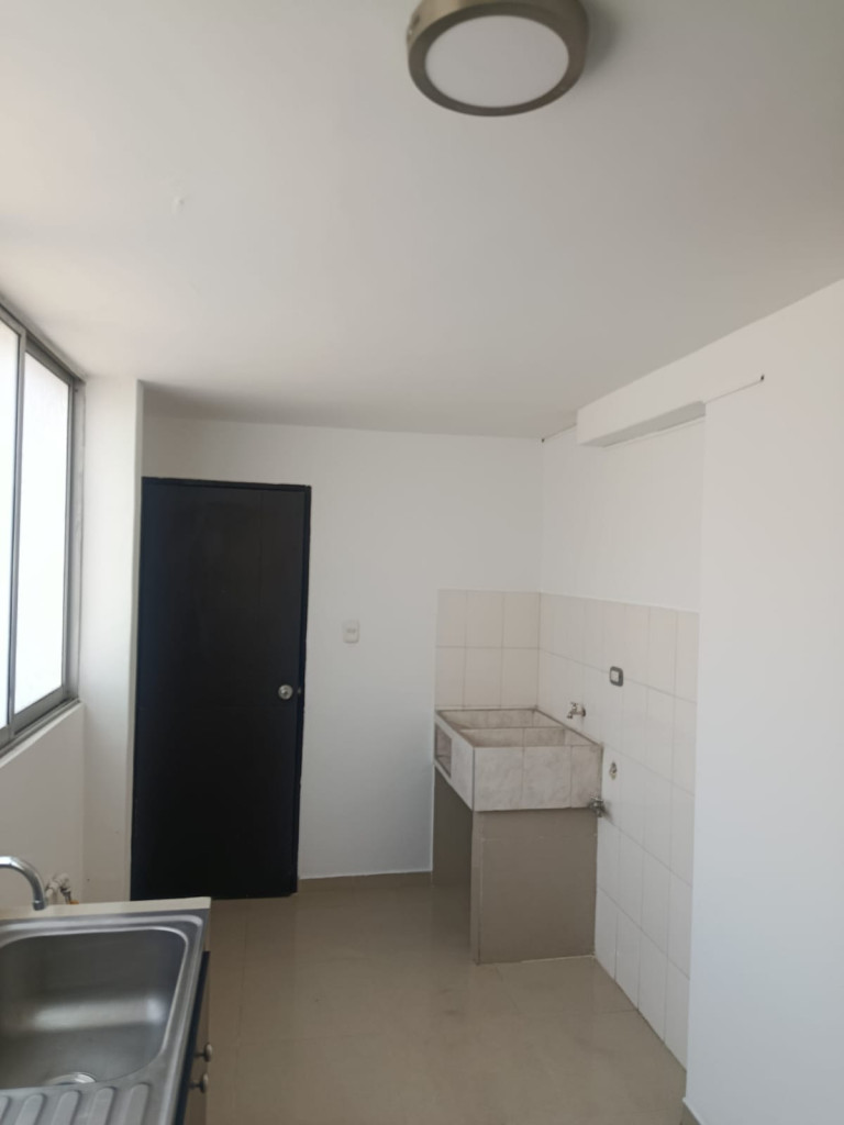Apartamento En Arriendo - El Bosque, Cali