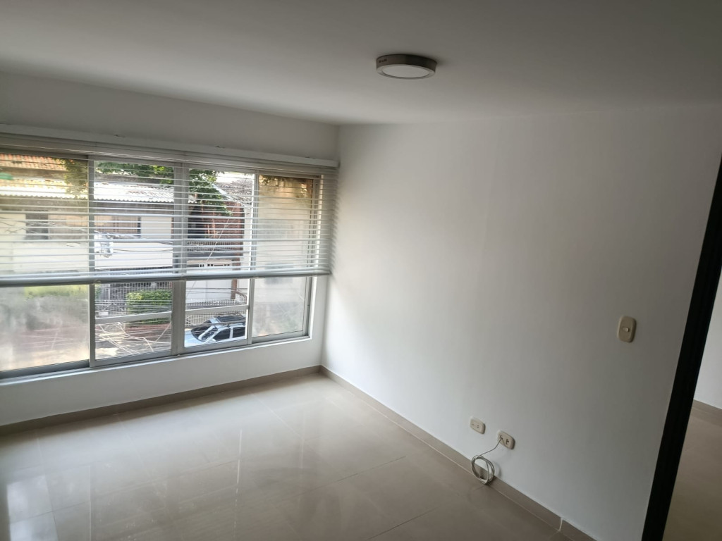 Apartamento En Arriendo - El Bosque, Cali