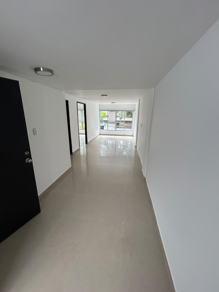 Apartamento En Arriendo - El Bosque, Cali