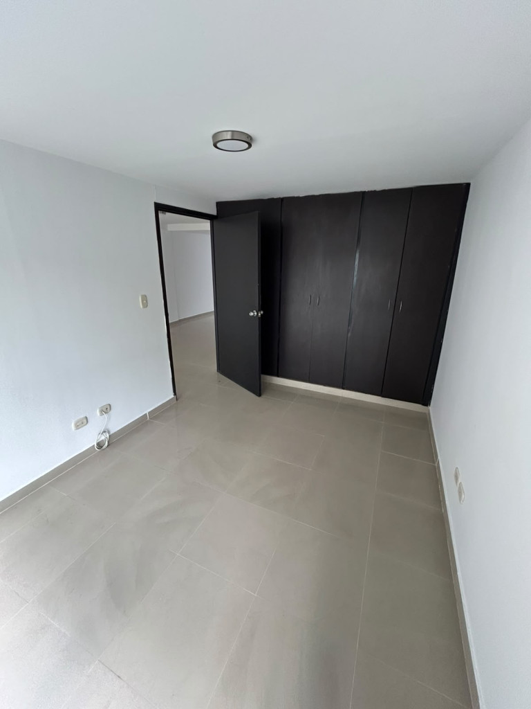 Apartamento En Arriendo - El Bosque, Cali