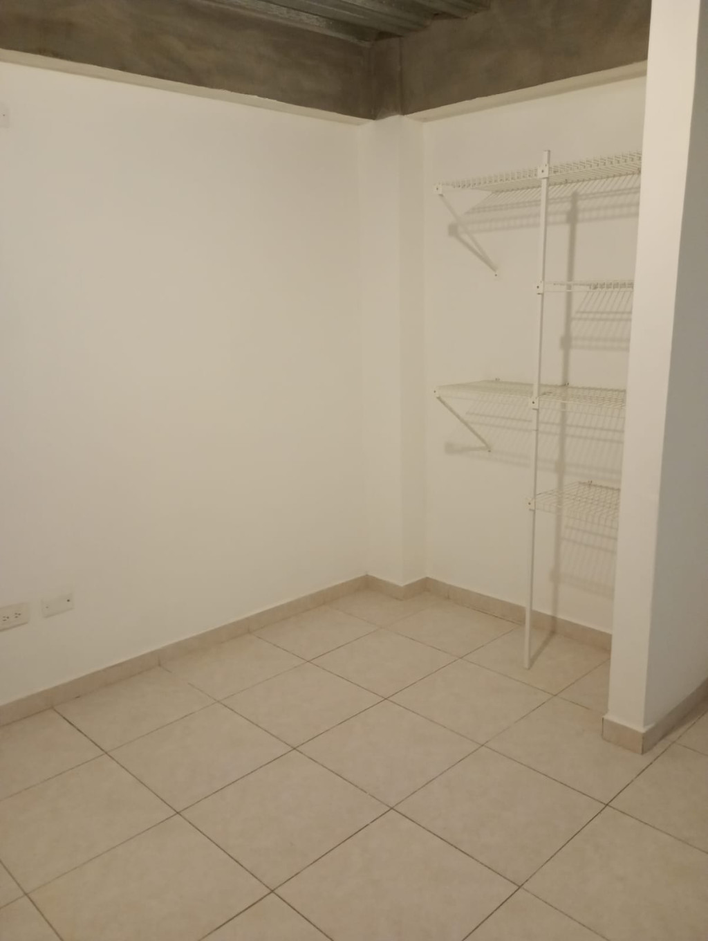 Apartaestudio En Arriendo - Ciudad Modelo, Cali