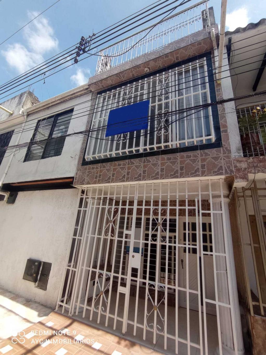 Casa En Arriendo - El Vallado, Cali