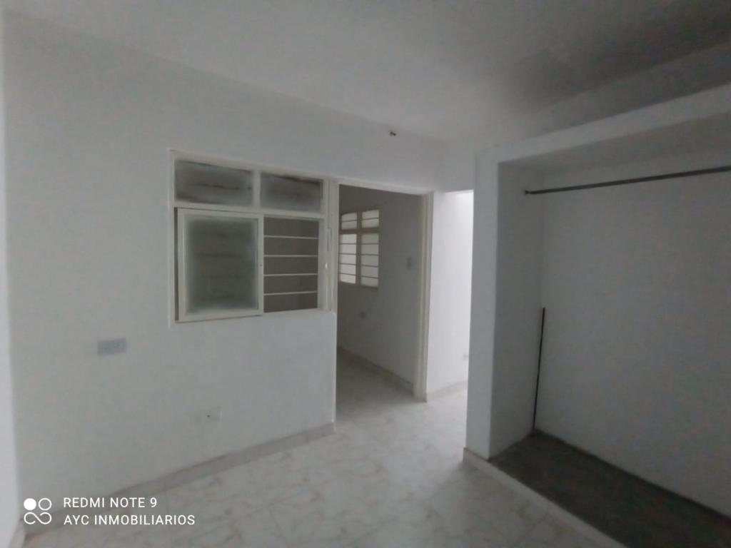 Casa En Arriendo - El Vallado, Cali