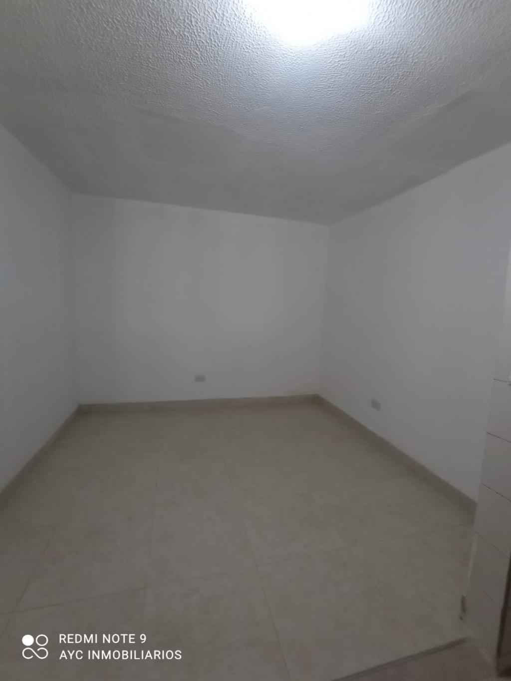 Casa En Arriendo - El Vallado, Cali