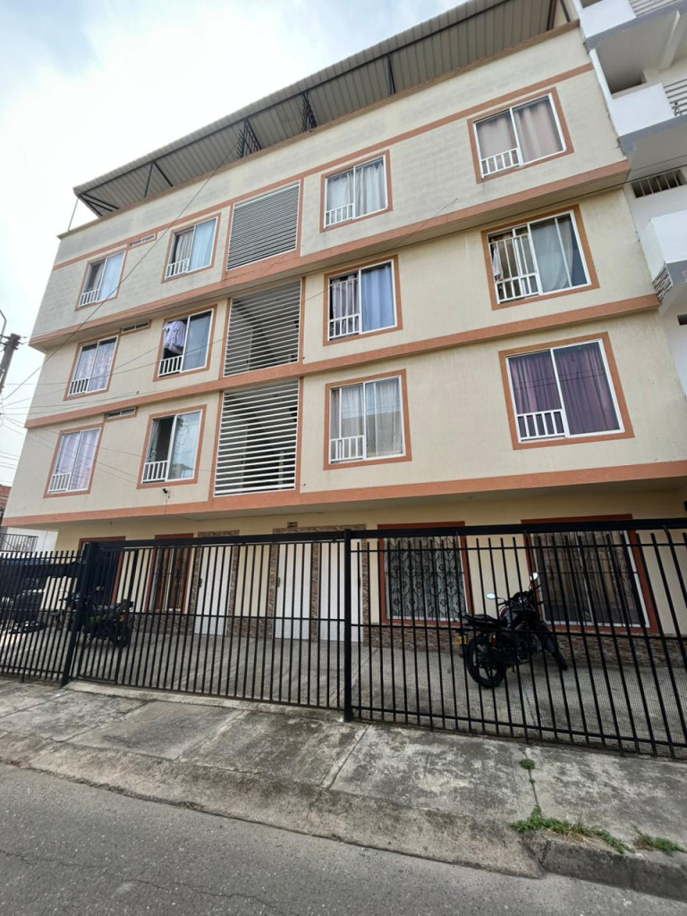 Apartamento En Arriendo - Brisas De Los Alamos, Cali