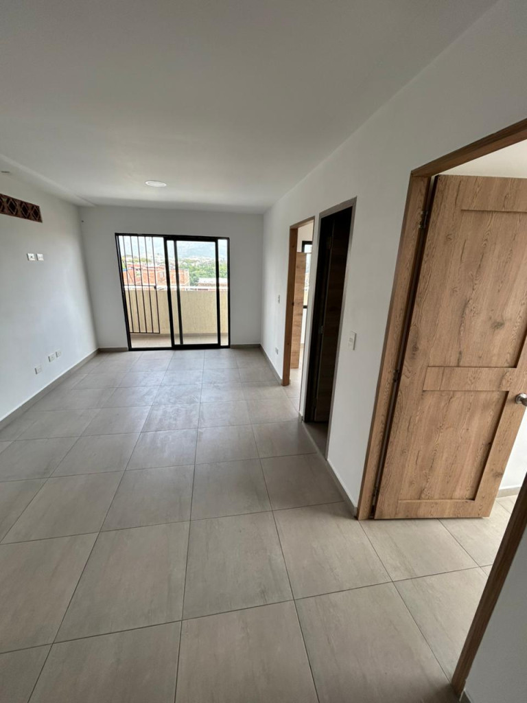 Apartamento En Arriendo - Brisas De Los Alamos, Cali