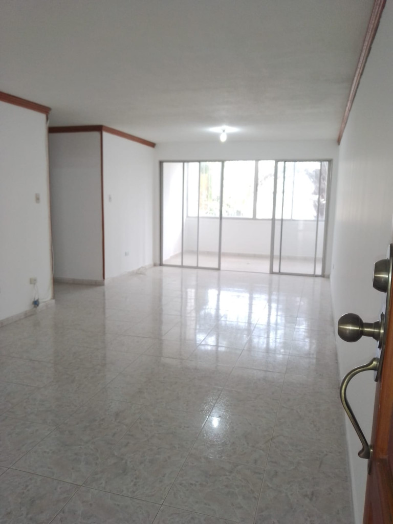 Apartamento En Venta - Capri, Cali