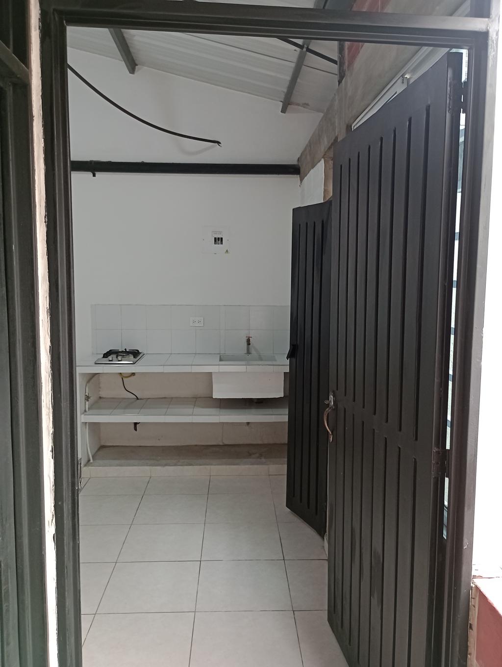Apartaestudio En Arriendo - Ciudad Modelo, Cali