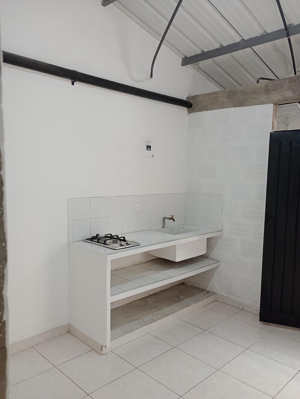 Apartaestudio En Arriendo - Ciudad Modelo, Cali
