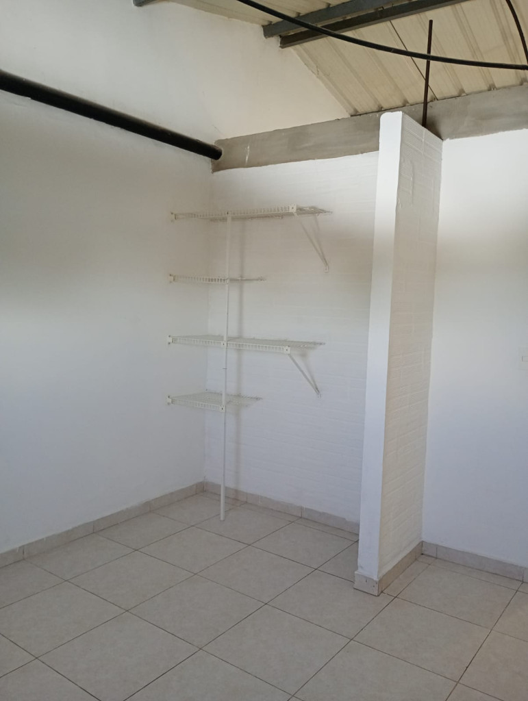 Apartaestudio En Arriendo - Ciudad Modelo, Cali