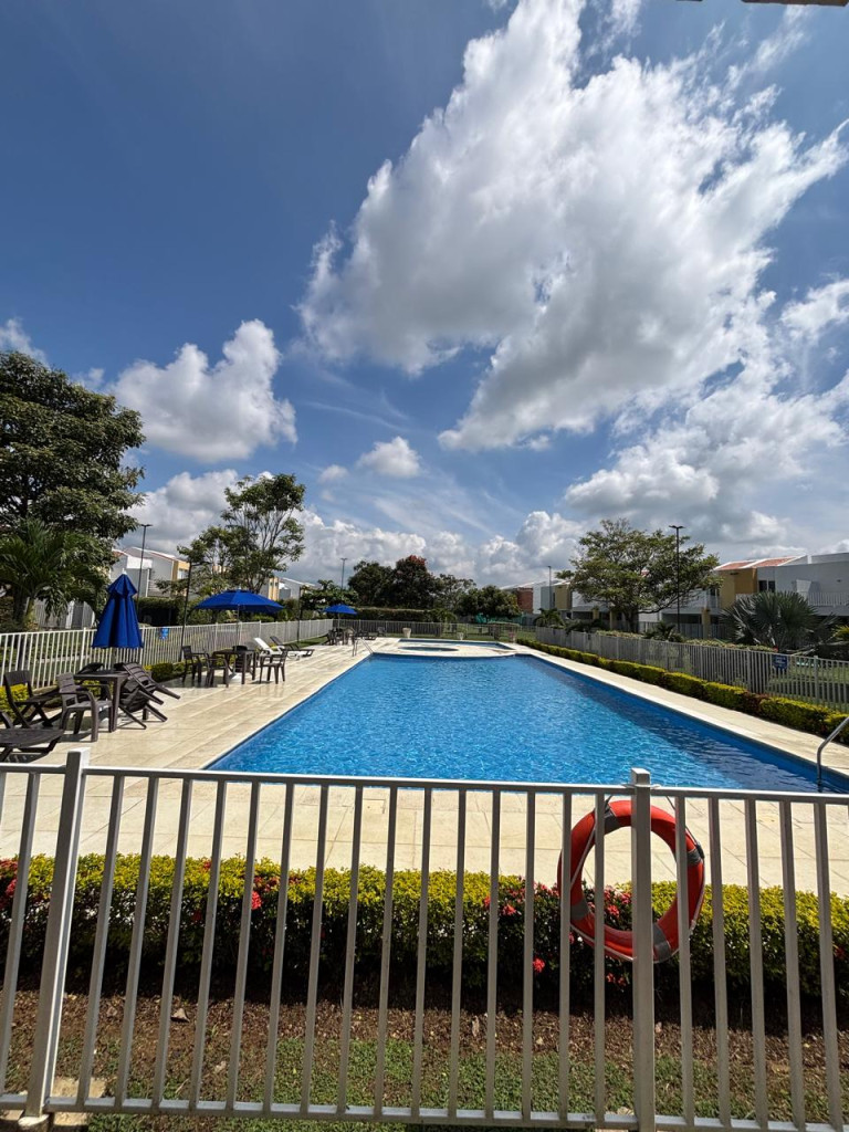 Casa En Arriendo - Ciudad Country, Jamundí